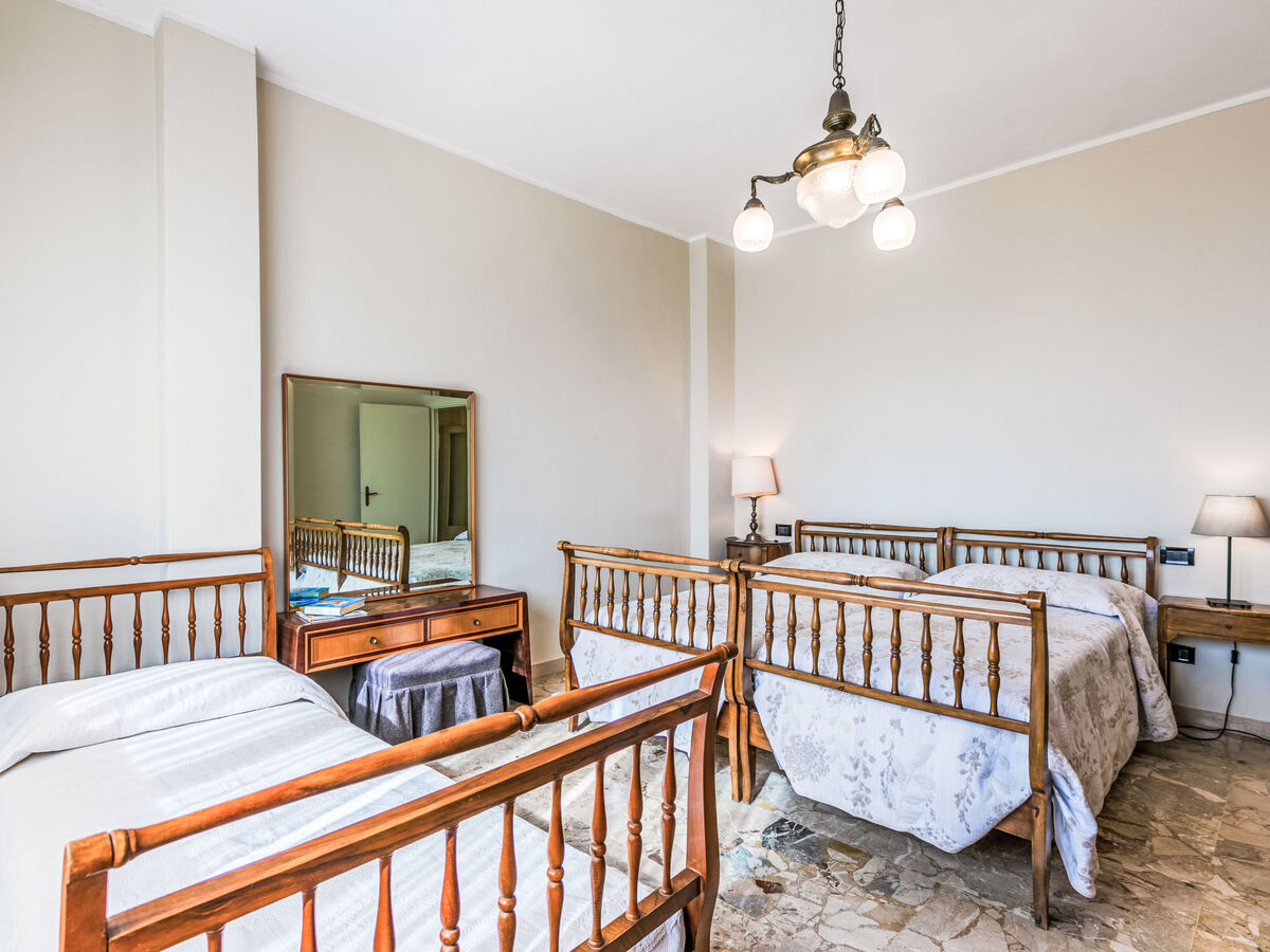 Appartement Decò, 3 chambres à Cecina, 2,5 km de la mer - Photo 21