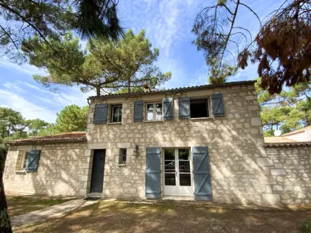 Location villa à La Palmyre, Villa moderne avec piscine pour 8 personnes - La Palmyre