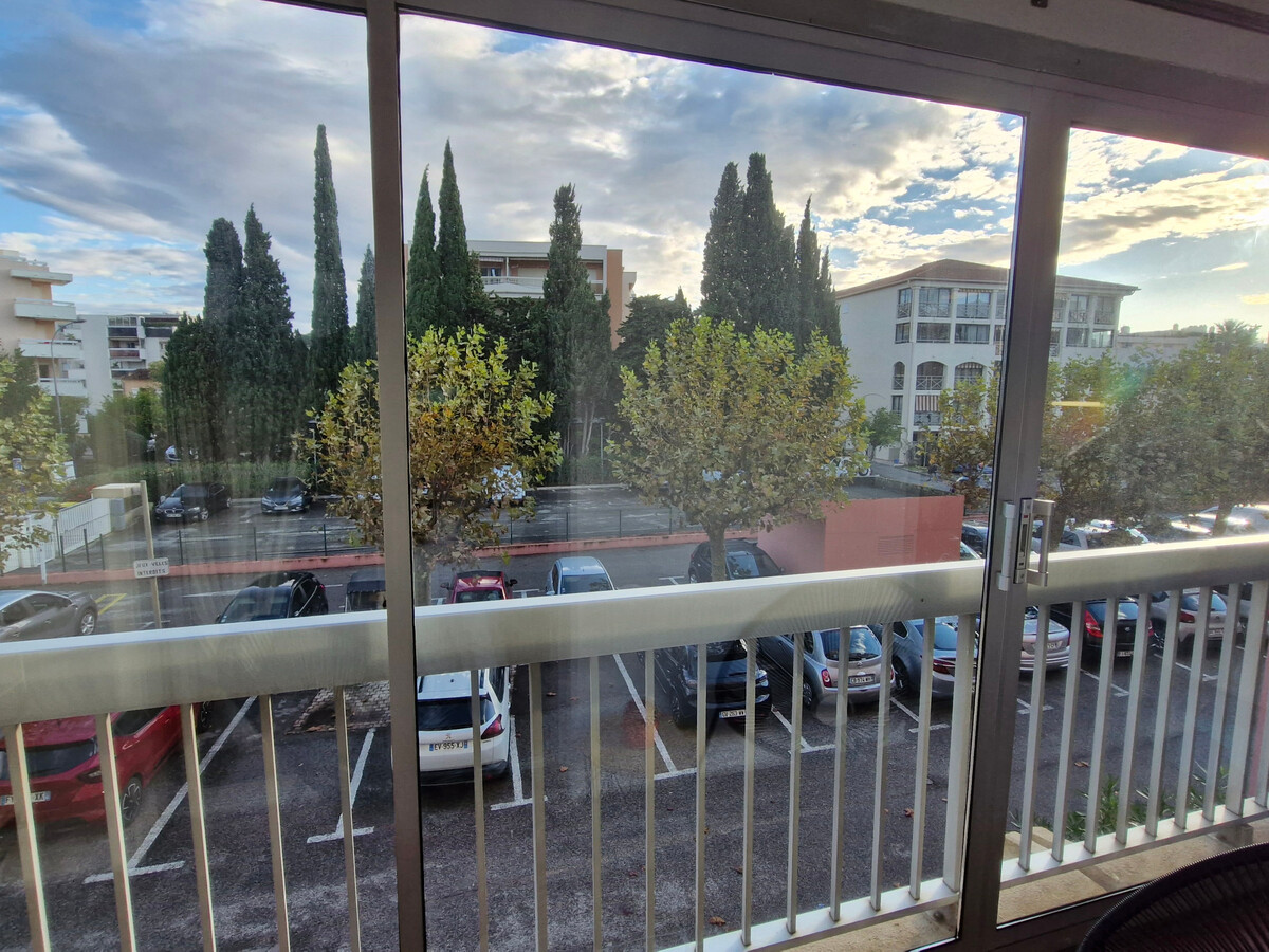 Studio climatisé 24 m² avec parking à Sainte-Maxime - Photo 1