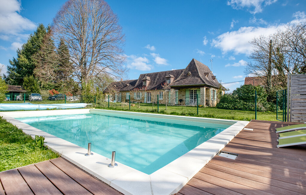 Maison de vacances 6 chambres avec piscine à Sarlat - Photo 1