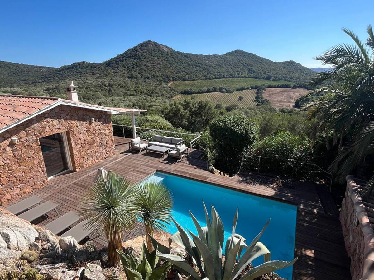 Villa en pierre avec piscine privée chauffée à Lecci - Photo 1
