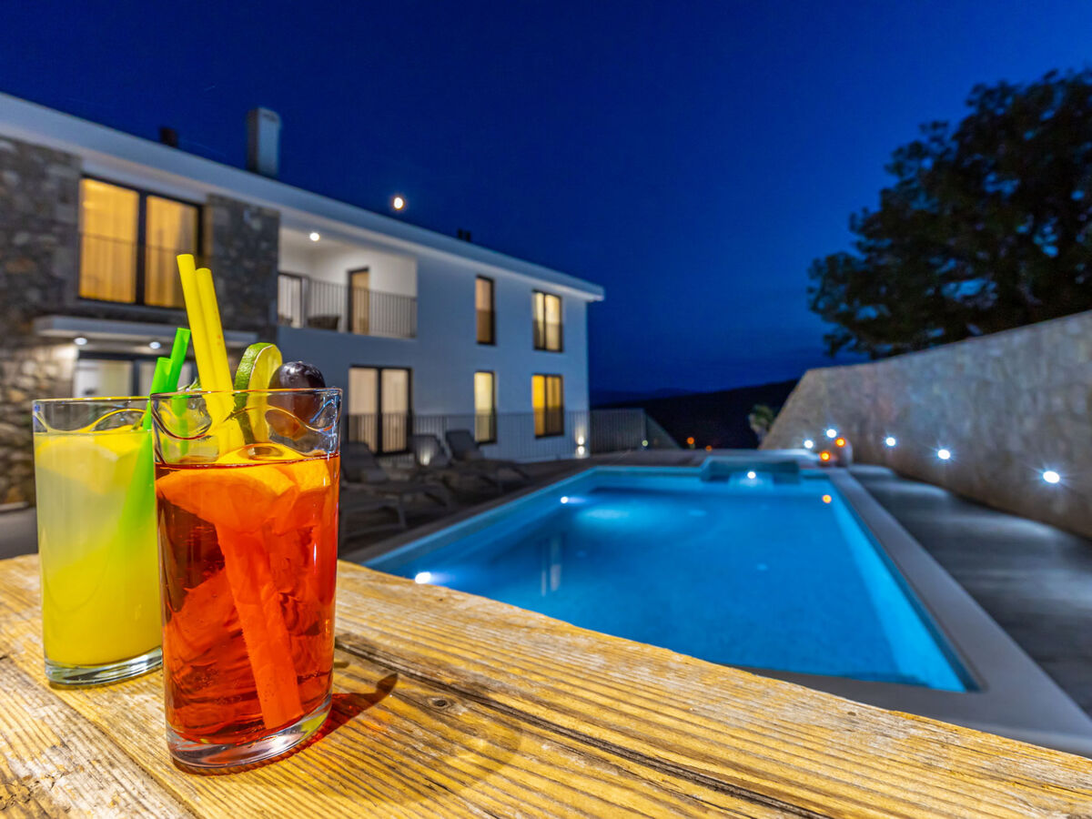 Villa 21 – 360 m² avec piscine chauffée à Crikvenica - Photo 7