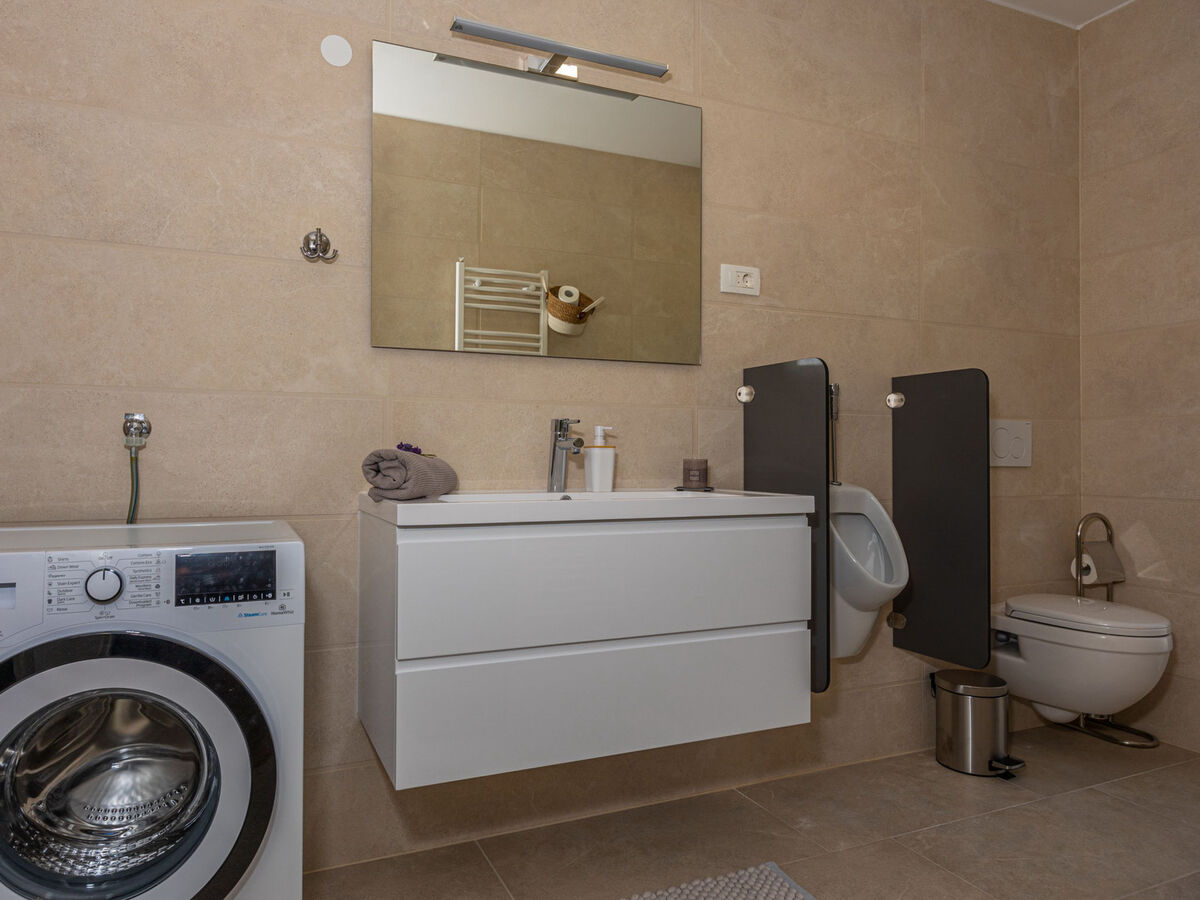 Villa 21 – 360 m² avec piscine chauffée à Crikvenica - Photo 37