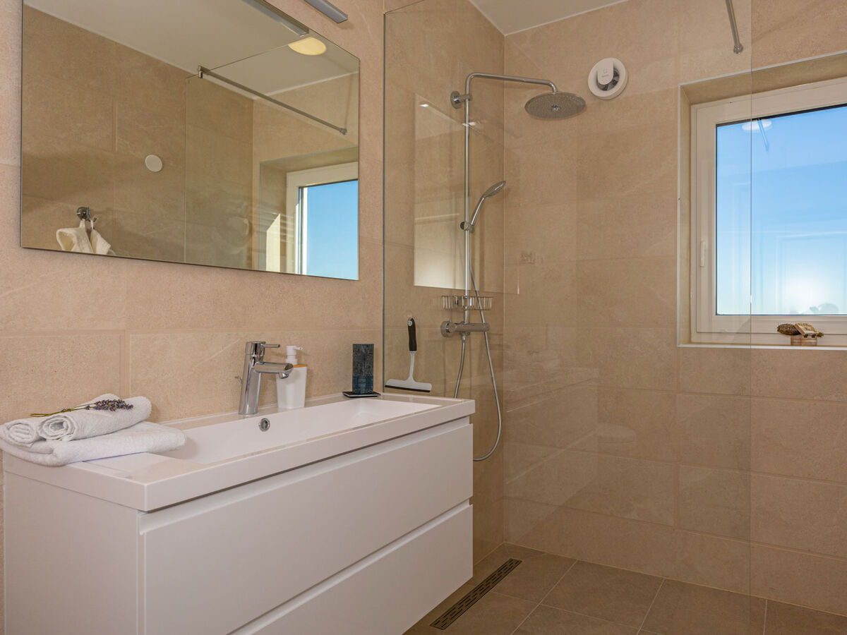 Villa 21 – 360 m² avec piscine chauffée à Crikvenica - Photo 38