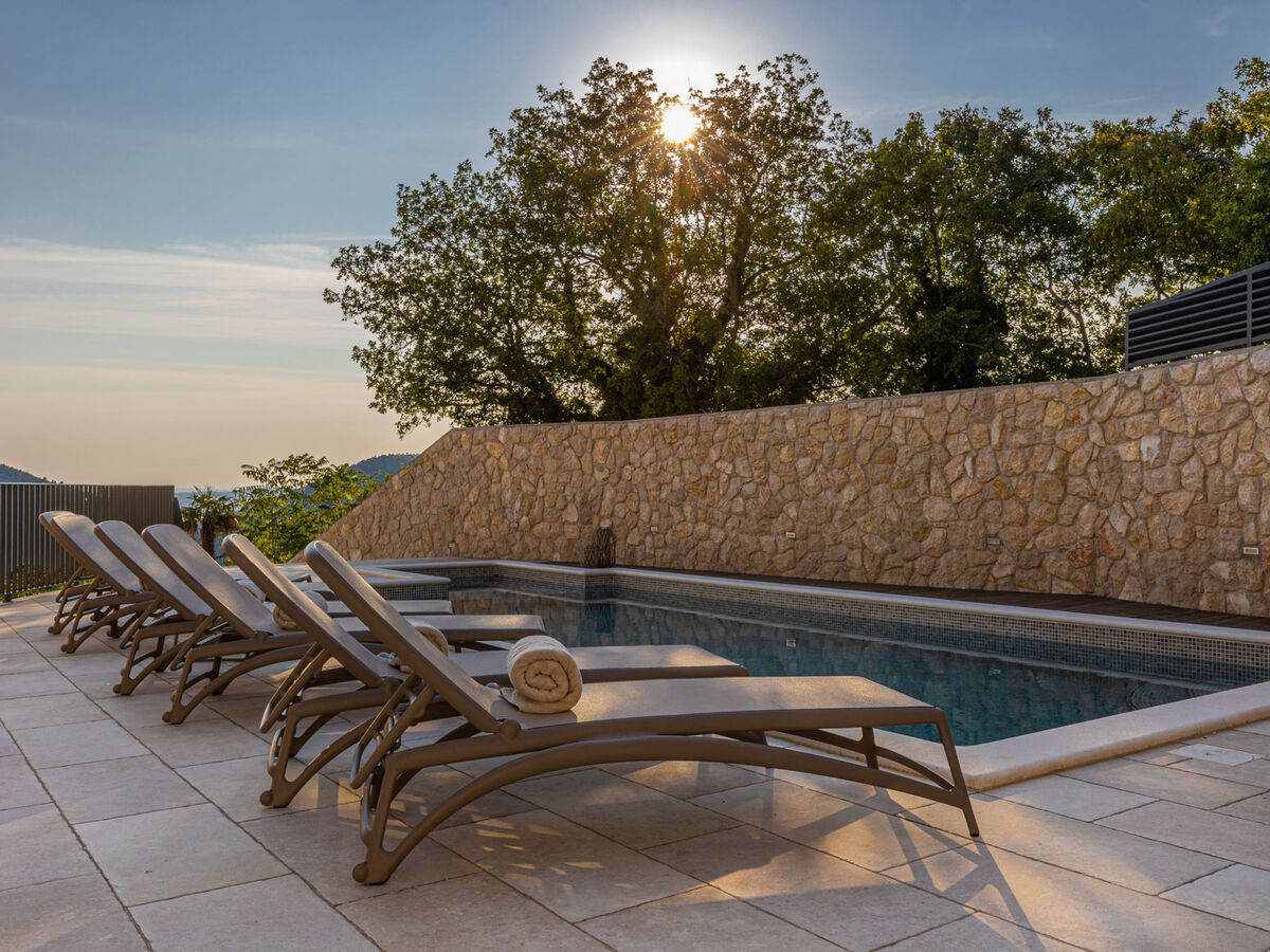 Villa 21 – 360 m² avec piscine chauffée à Crikvenica - Photo 41