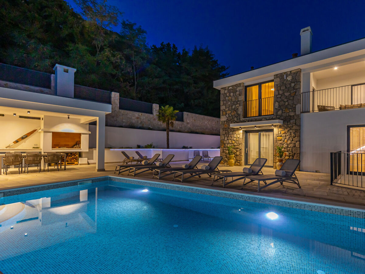 Villa 21 – 360 m² avec piscine chauffée à Crikvenica - Photo 43