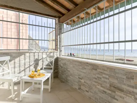 Sogno di Mare – Maison rénovée à 2 m de la plage : photo 3