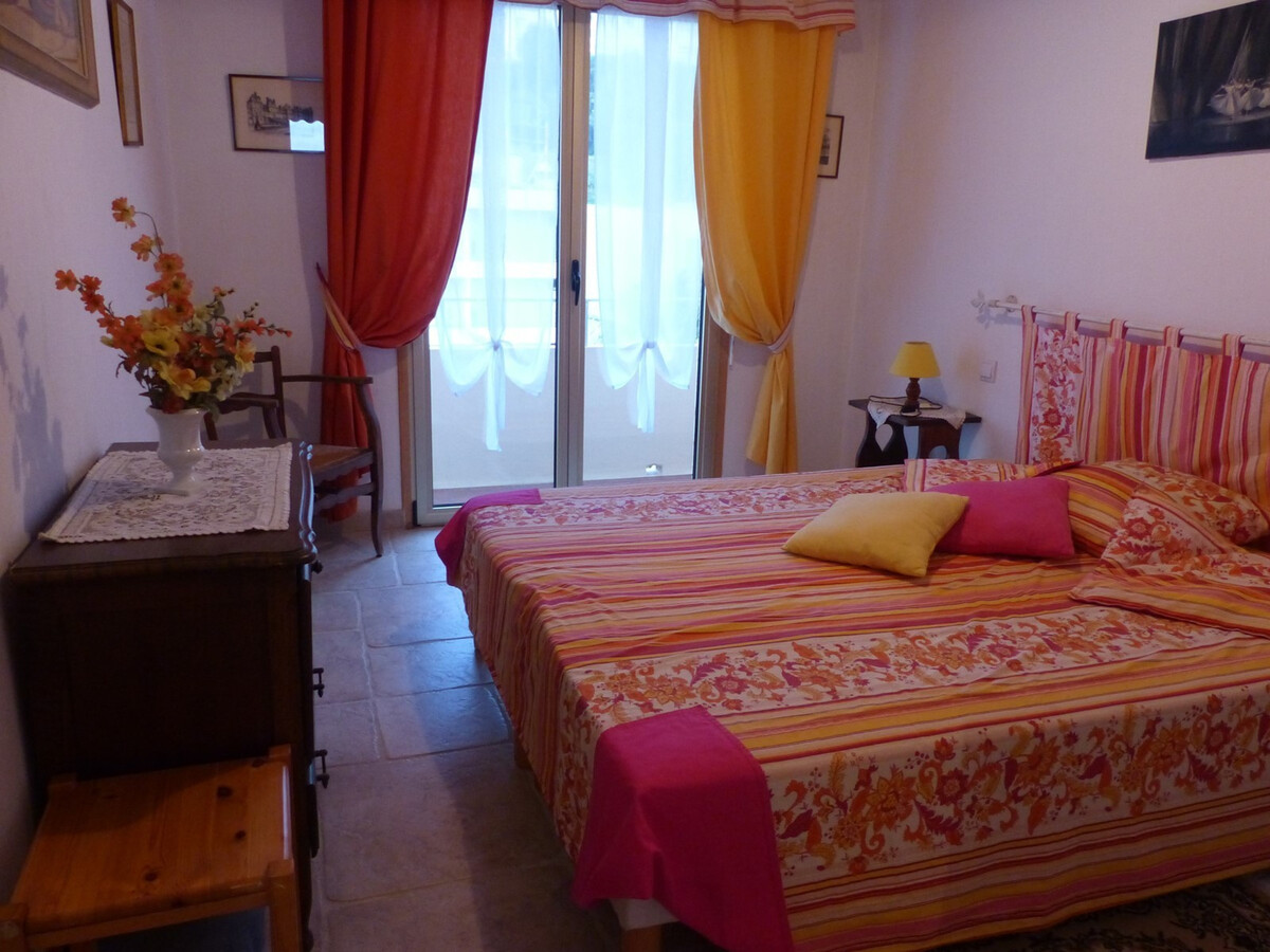 Appartement 2 chambres Bormes-les-Mimosas, vue mer et garage - Photo 6