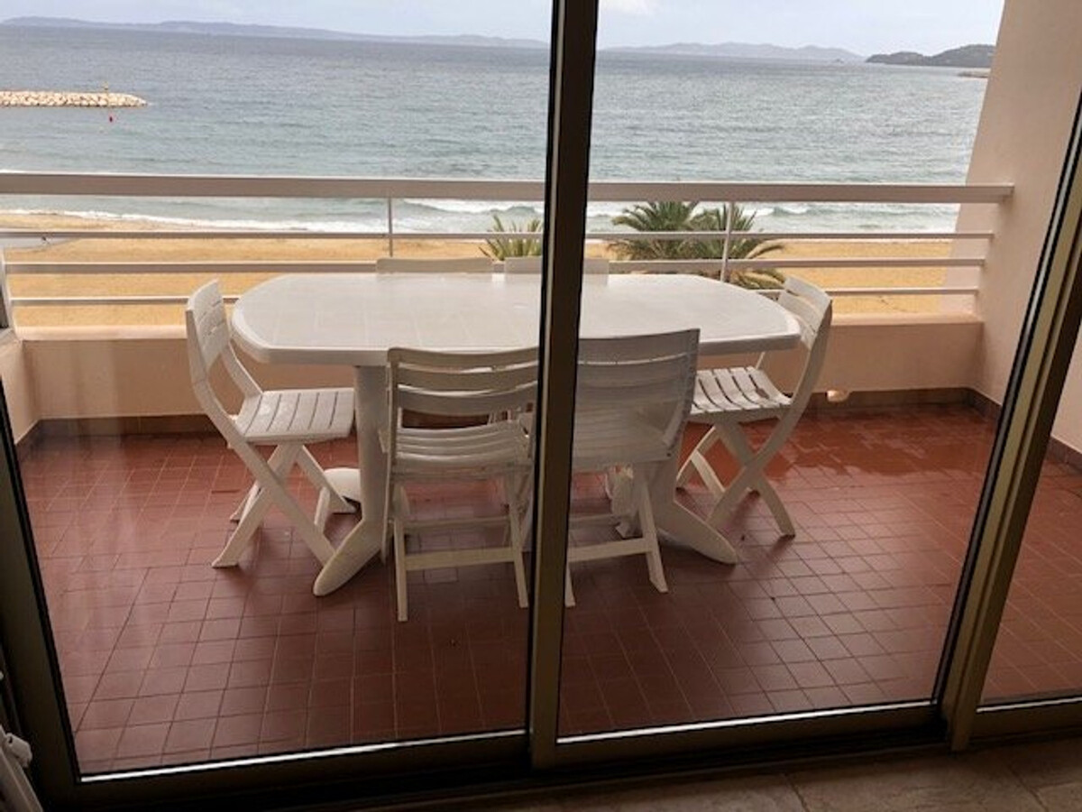 Appartement 2 chambres Bormes-les-Mimosas, vue mer et garage - Photo 13