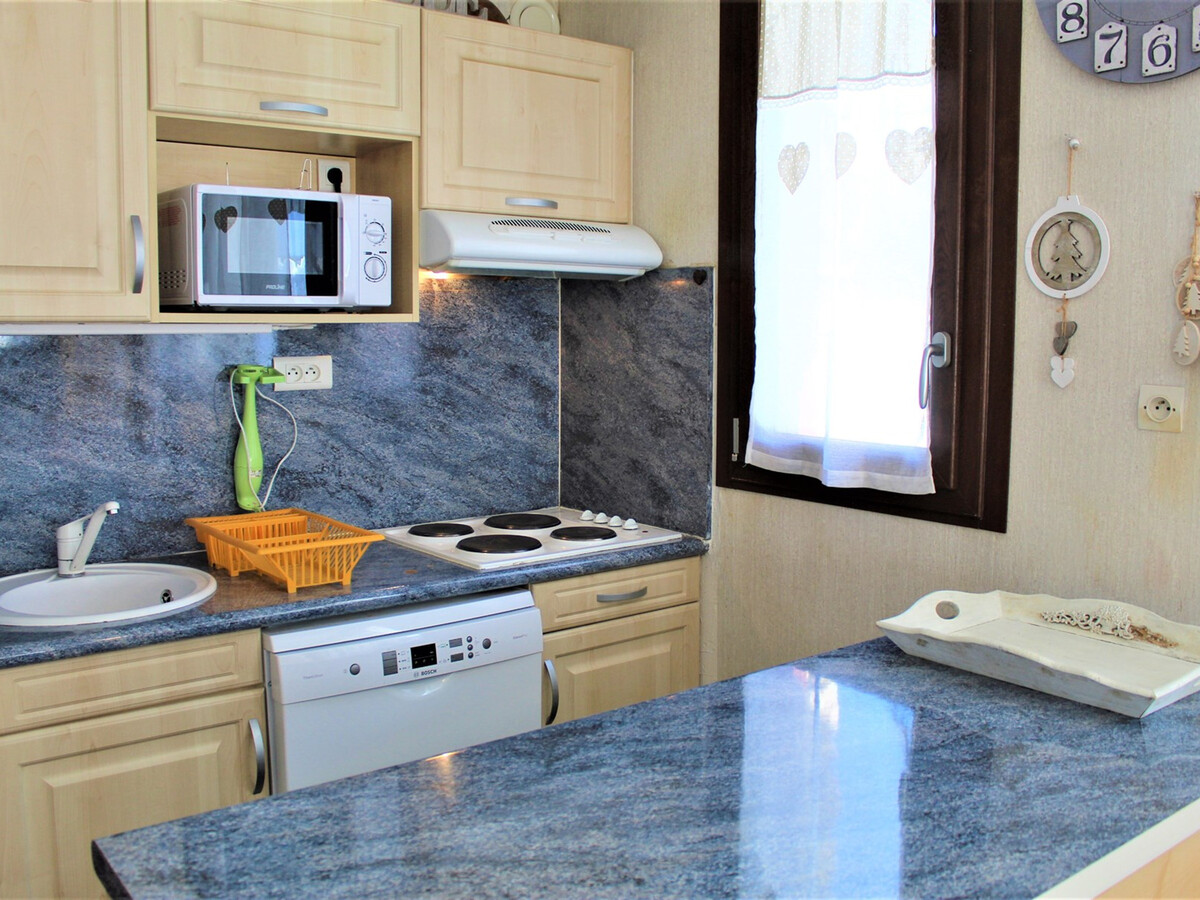 Appartement 6 pers. Risoul 1850 : ski aux pieds, terrasse sud - Photo 6