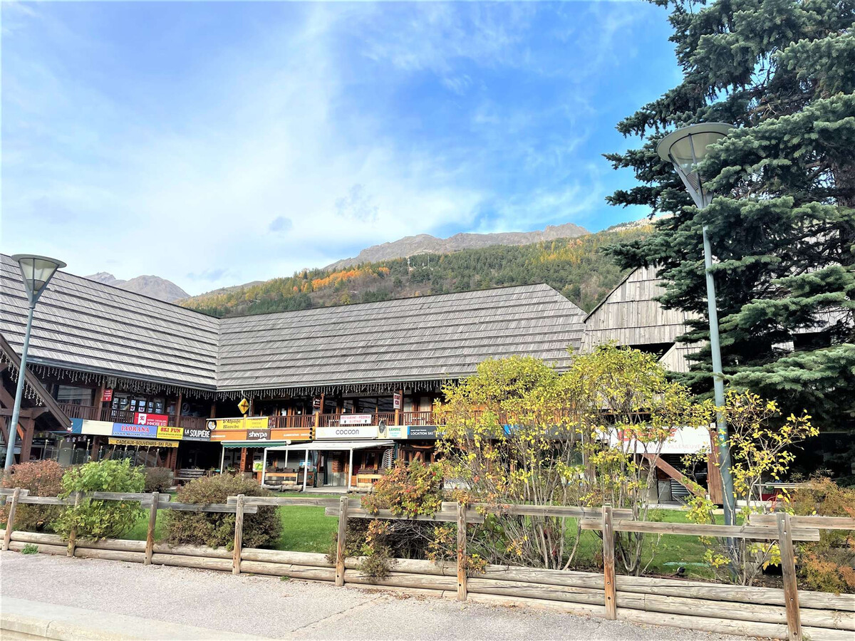 Studio ski au pied à Serre Chevalier avec piscine - Photo 12