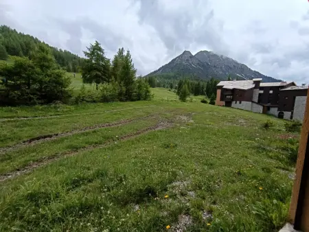 Appartement rez de jardin pieds sur les pistes à Montgenèvre, animaux admis : photo 12