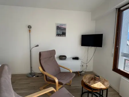 Studio moderne avec loggia, vue montagnes à Aix-les-Bains : photo 6