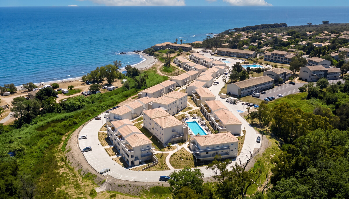 Appartement avec balcon sur piscine partagée à Linguizzetta - Photo 7