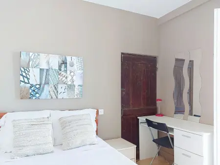 Le Mascoïnat : Appartement Nice Vieux Quartier, 300m plage : photo 15