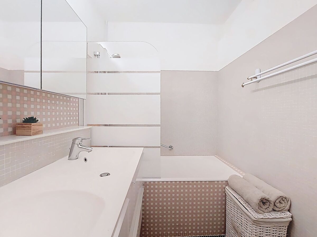 Le Bonaparte : Appartement avec terrasse vue mer - Photo 18