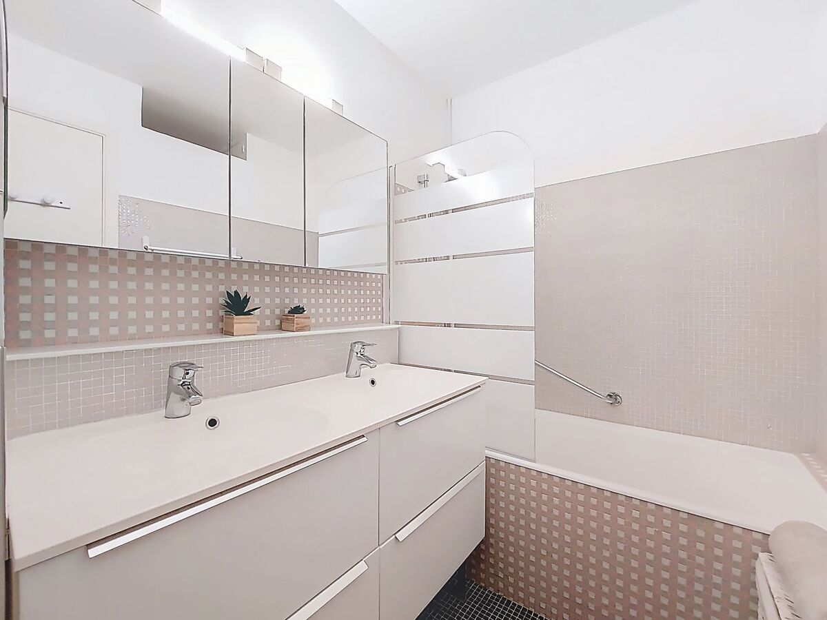 Le Bonaparte : Appartement avec terrasse vue mer - Photo 19