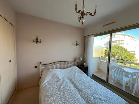 T2 bis traversant 70 m² - Centre Arcachon, parking privé : photo 11