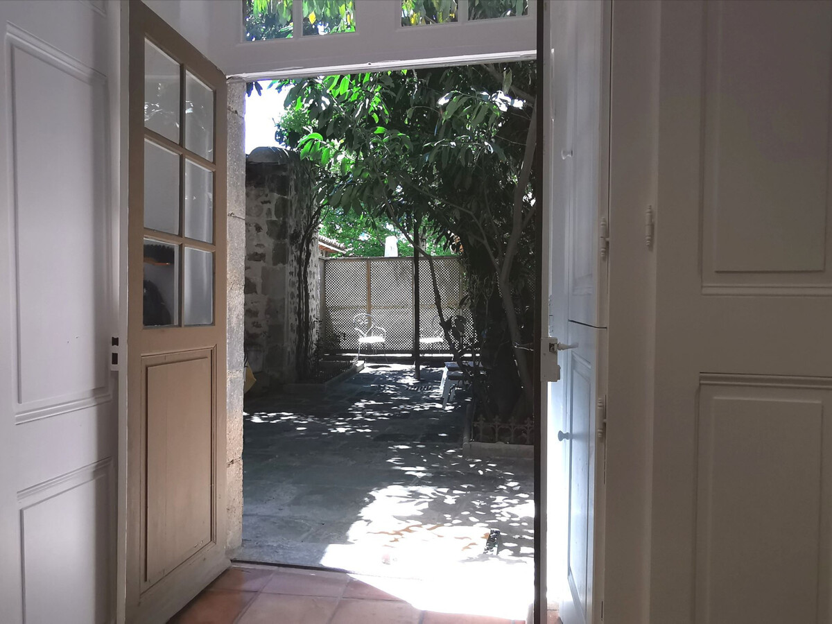 Appartement au cœur du Puy-en-Velay, cour privée sous laurier - Photo 2