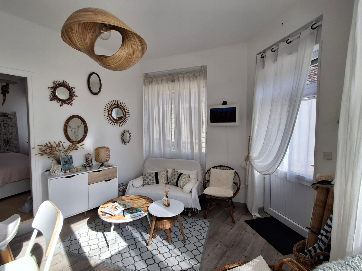 Appart 2 pers, 50m plage, centre-ville Châtelaillon - Photo 2