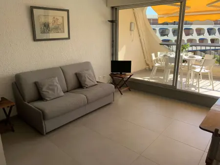 Appartement 2 pièces vue mer et port, piscine, Port Camargue : photo 5