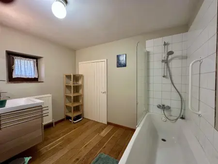 Le Bocard : maison familiale rénovée à Florenville, 3 chambres : photo 5