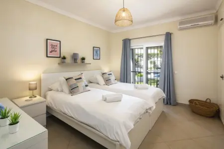 Vila Nova 10, Villa dans la ville côtière de Carvoeiro, Algarve - Photo 10