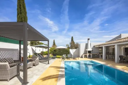 Vila Nova 10, Villa dans la ville côtière de Carvoeiro, Algarve - Photo 23
