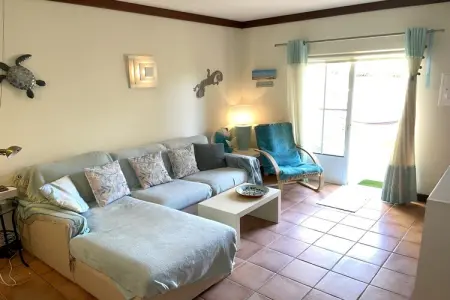 Location maison à Benagil, Maison de vacances côtière avec piscine partagée