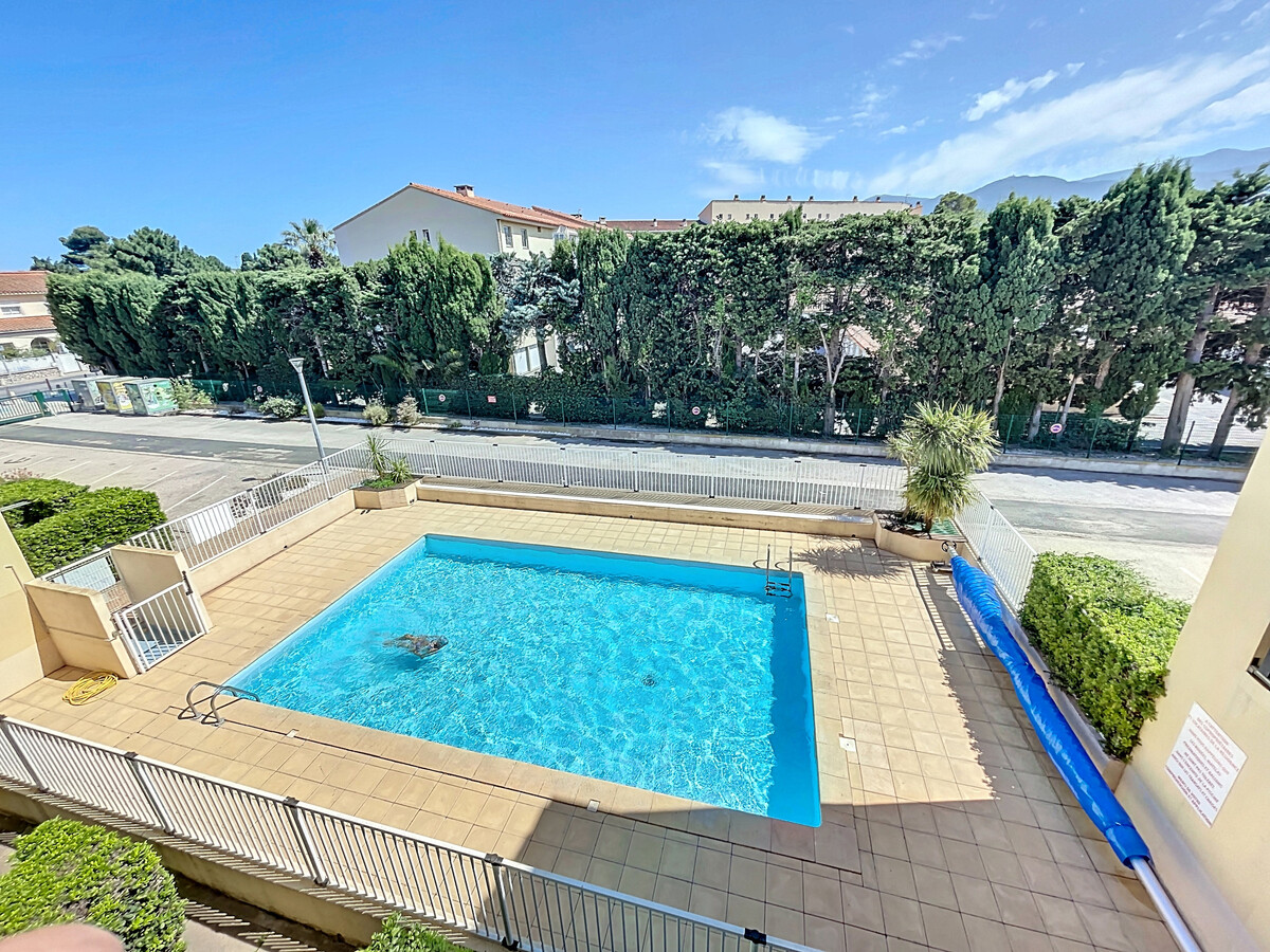 Studio cabine 4 pers. avec piscine à 400m des plages - Photo 1