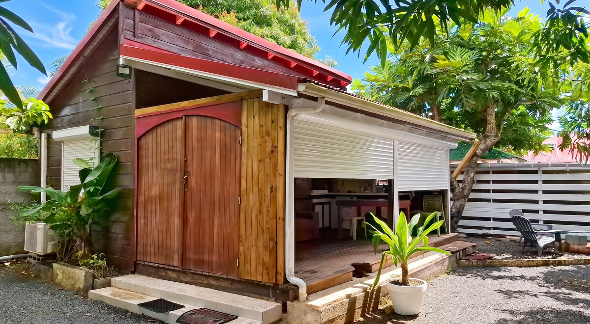 Maison climatisée Morne-À-l'Eau, jardin et terrasse - Photo 2