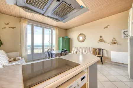 Appartement charmant à Soulac-sur-Mer avec vue sur la mer, 40 m² - Photo 2
