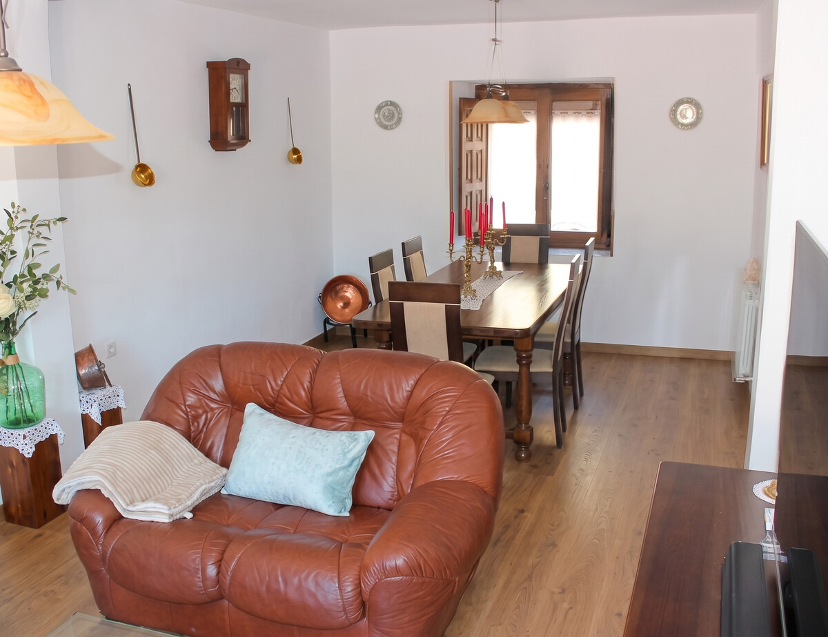 Maison 160 m² à Vinuesa, 5 chambres pour 10 personnes - Photo 7