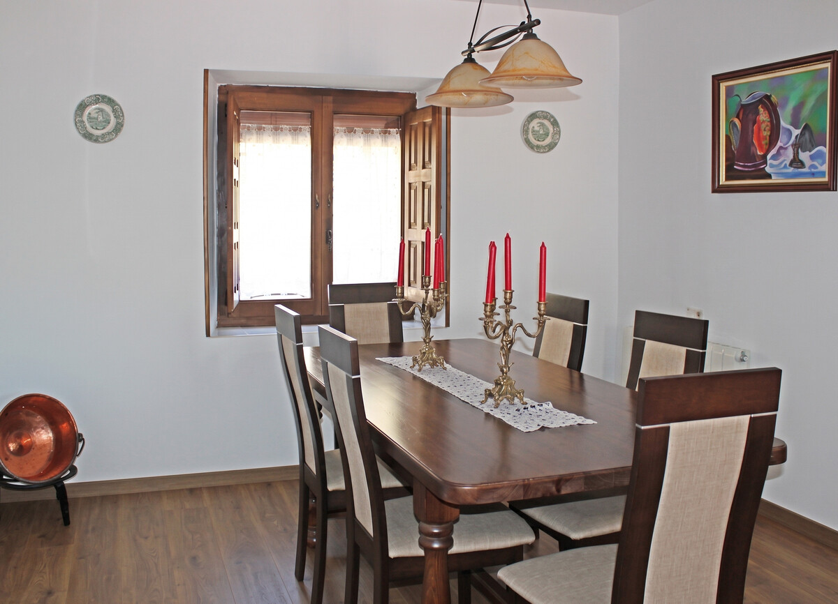 Maison 160 m² à Vinuesa, 5 chambres pour 10 personnes - Photo 9