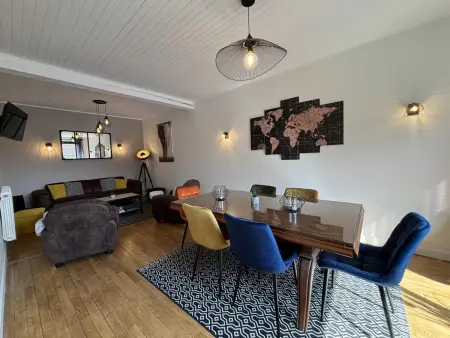 Gîte 4 chambres 10 pers. avec jardin à Laprugne : photo 2