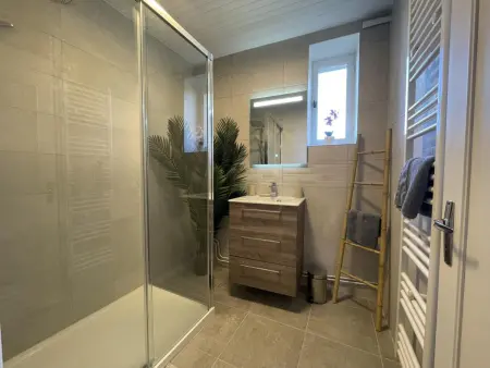 Gîte 4 chambres 10 pers. avec jardin à Laprugne : photo 17