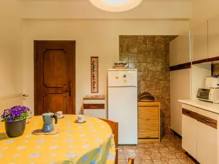 Appartement Mariarosa à Dongo, vue lac à 400 m : photo 11