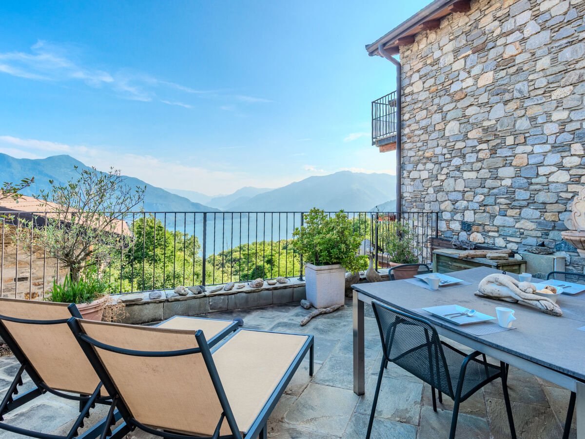 Appartement Buongusto – vue lac, terrasse 35 m² en montagne - Photo 1