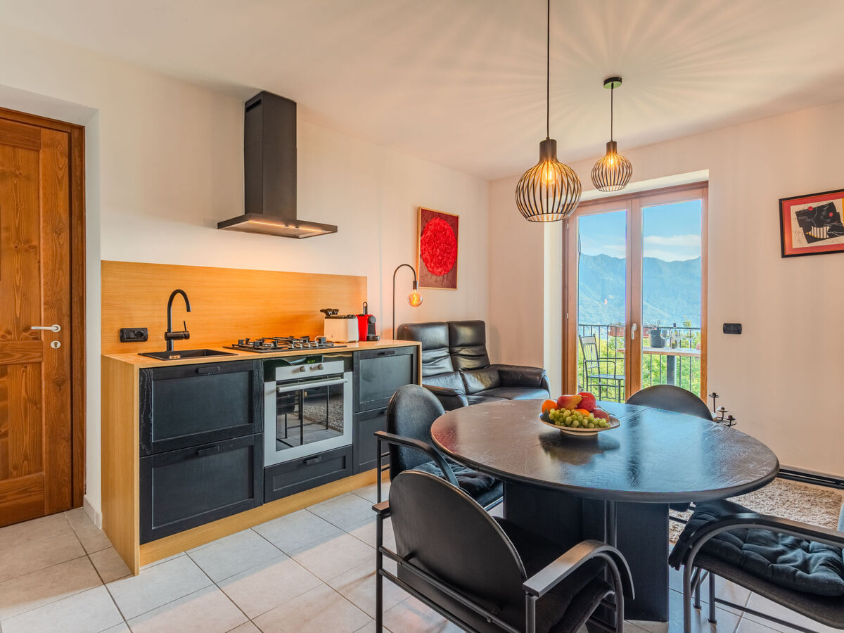 Appartement Buongusto – vue lac, terrasse 35 m² en montagne - Photo 6
