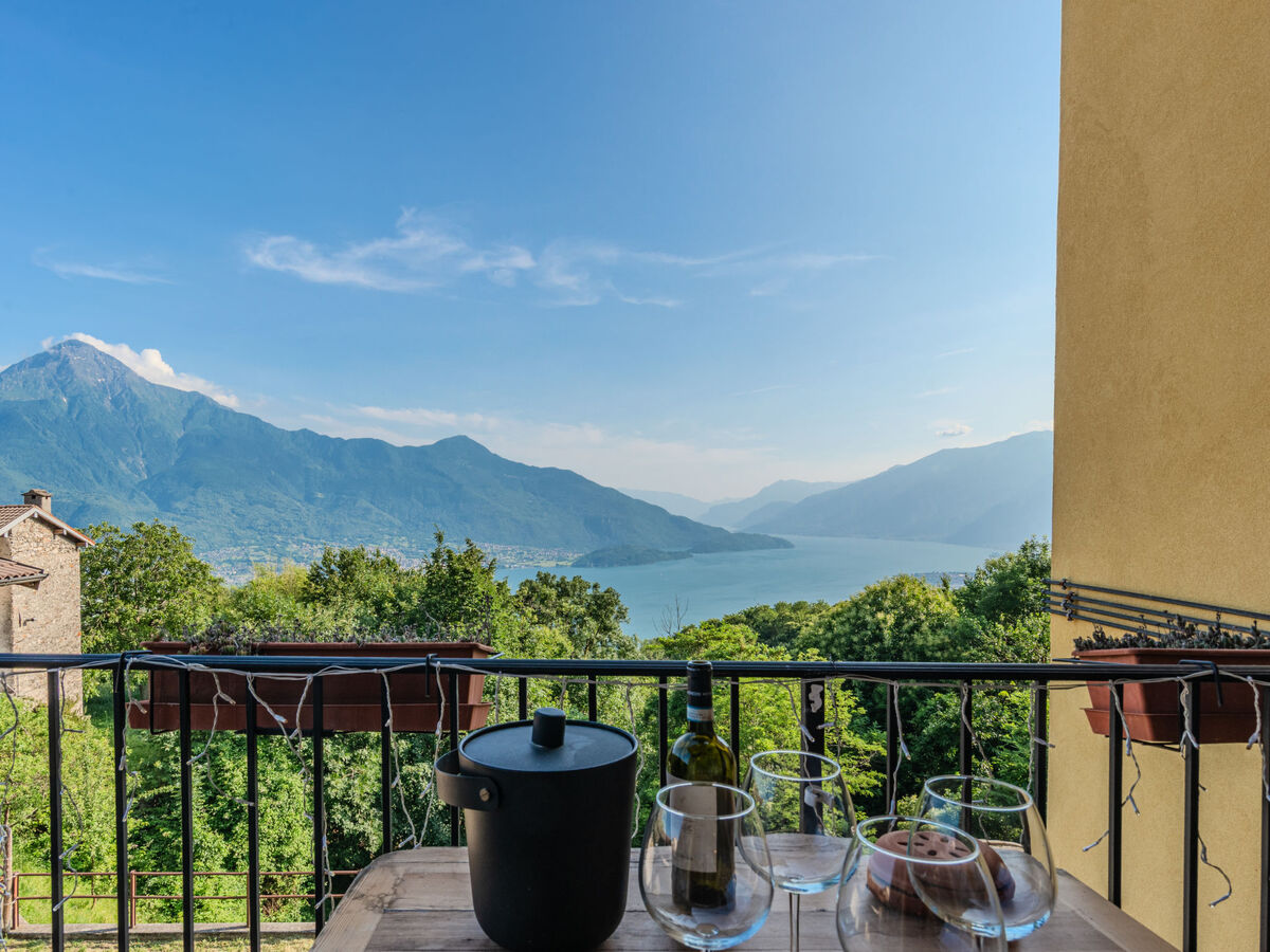 Appartement Buongusto – vue lac, terrasse 35 m² en montagne - Photo 11