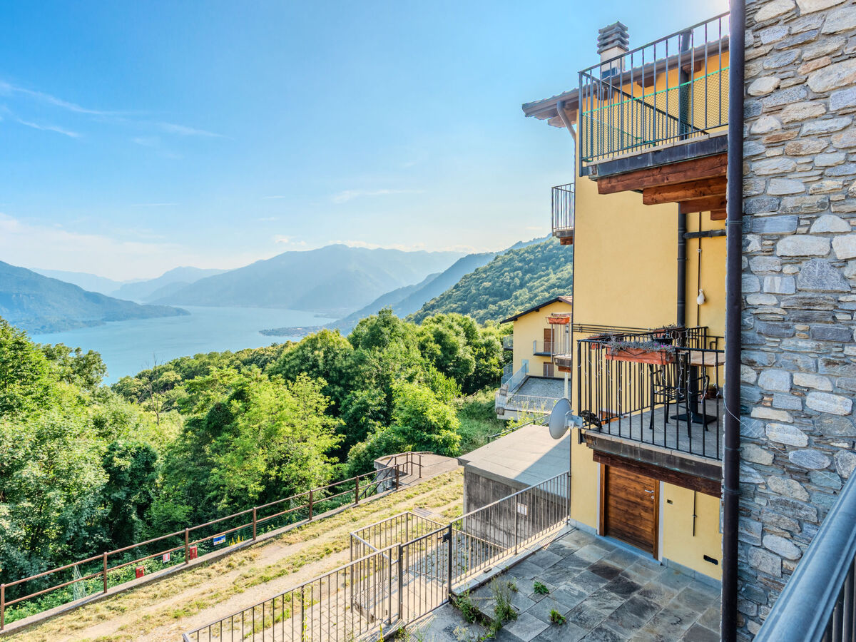 Appartement Buongusto – vue lac, terrasse 35 m² en montagne - Photo 24