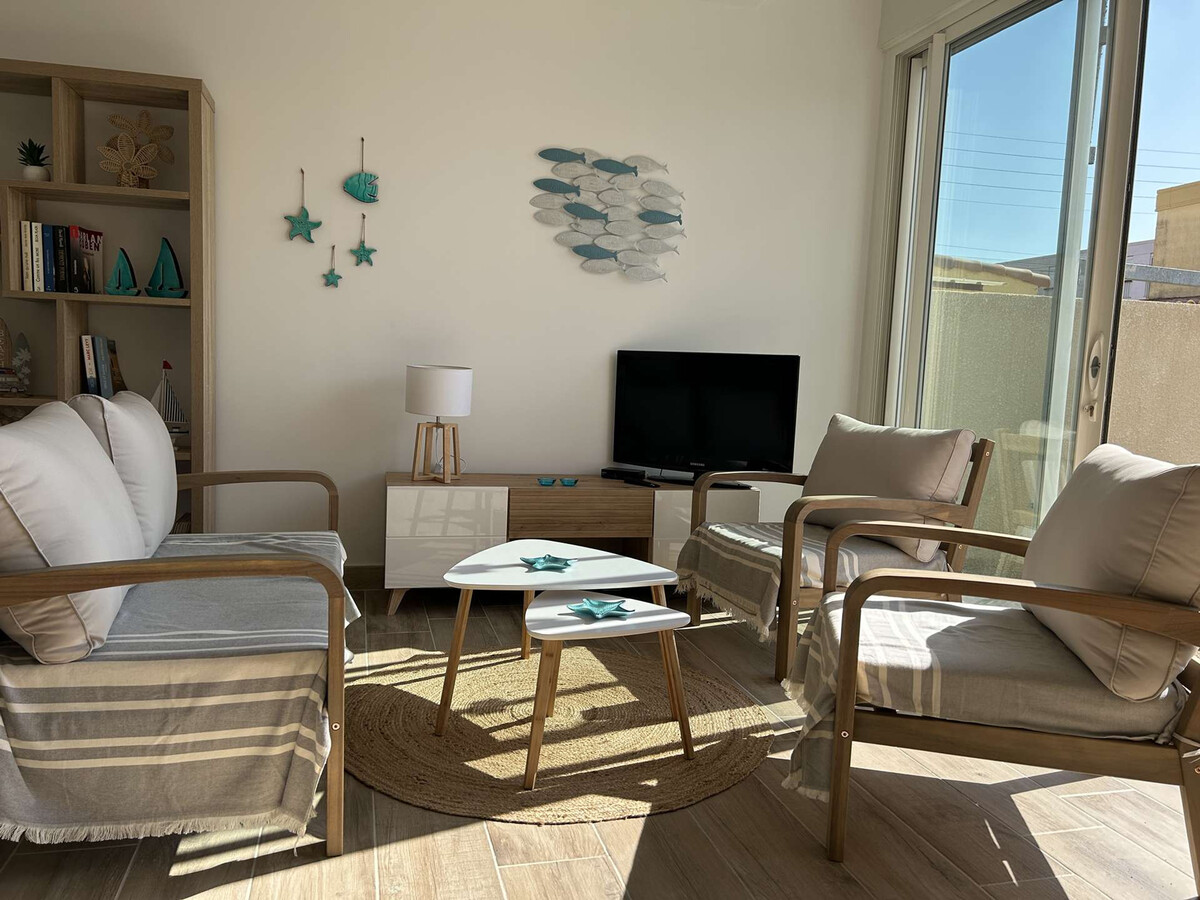 T2 cabine avec terrasse 20m² à Saint-Pierre-la-Mer - Photo 1