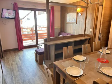 Location appartement à Risoul, Appartement 5 Pièces Cabine, 8 Couchages, Proche Pistes, Piscine, Sauna à Risoul 1850