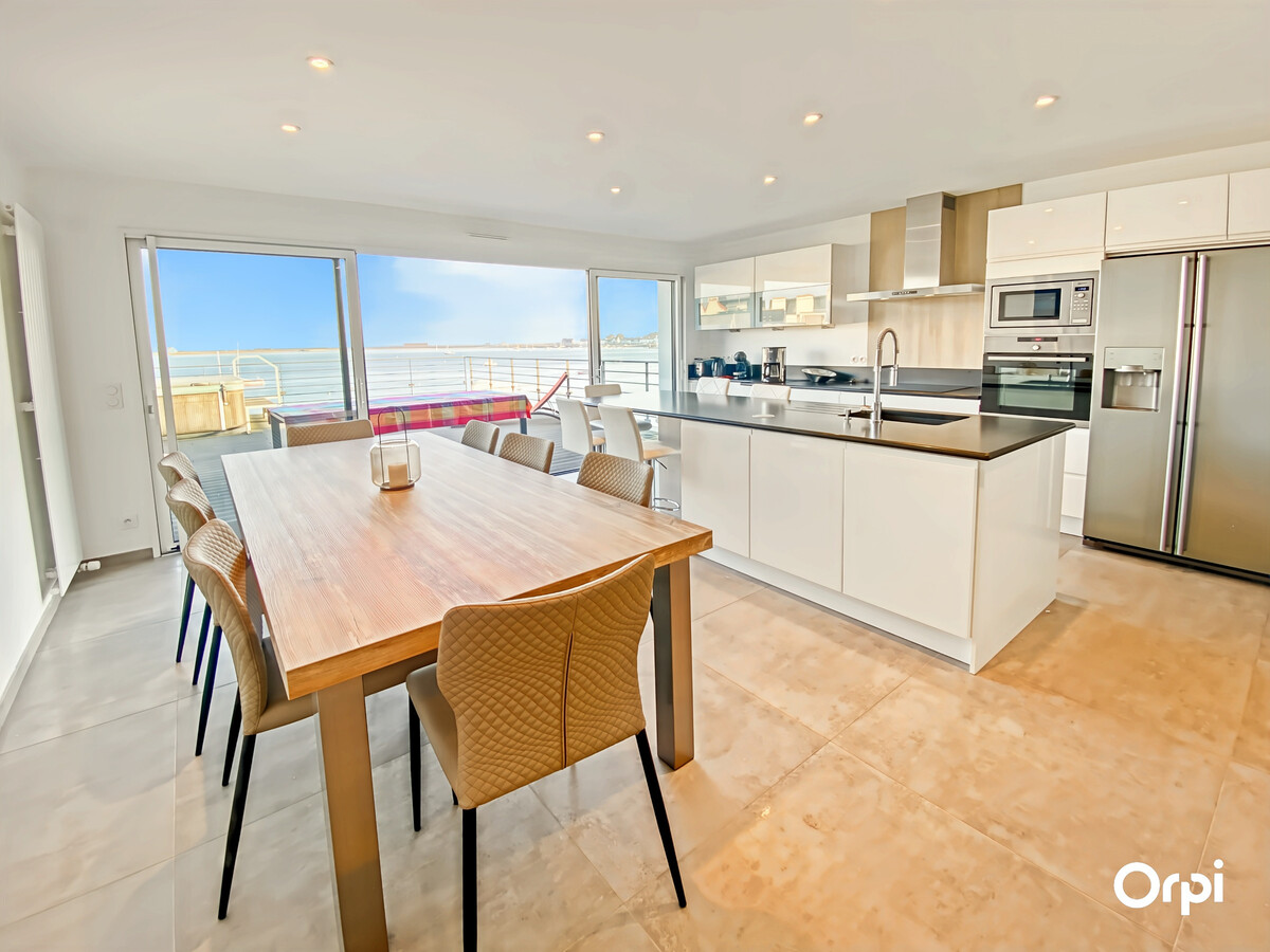 Duplex 8 pers avec terrasse, jacuzzi et vue mer à Port-Louis - Photo 4