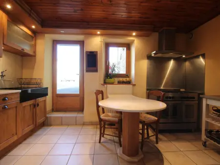 Le Petit Ruban – Gîte 8 pers., jardin et jeux : photo 4
