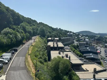 Studio cabine 23 m² aux pieds des pistes Super Besse - Photo 17