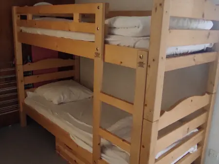 Studio cabine 25 m² skis aux pieds à Besse-et-Saint-Anastaise - Photo 1