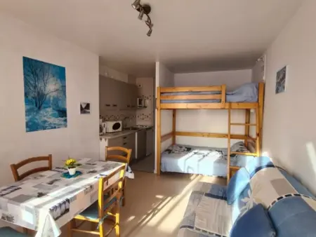 Studio 36 m² Super Besse, balcon sud face au Cantal - Photo 7