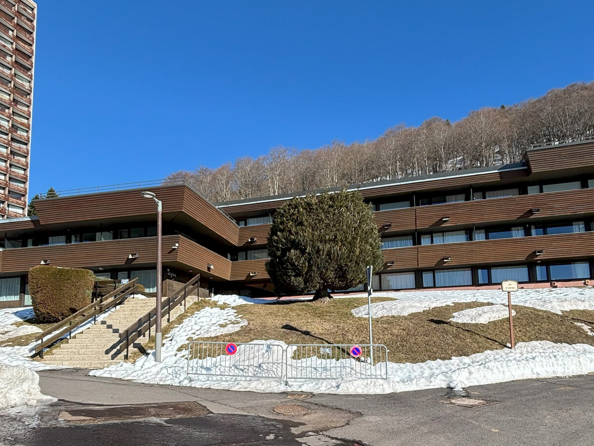 Studio 20 m² aux pieds des pistes à Super Besse - Photo 1