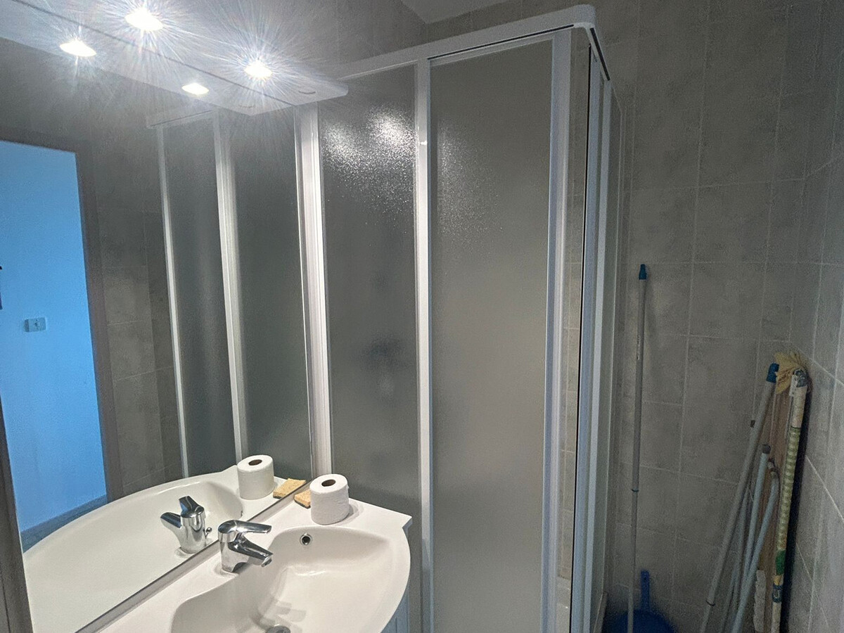 Studio 20 m² aux pieds des pistes à Super Besse - Photo 13